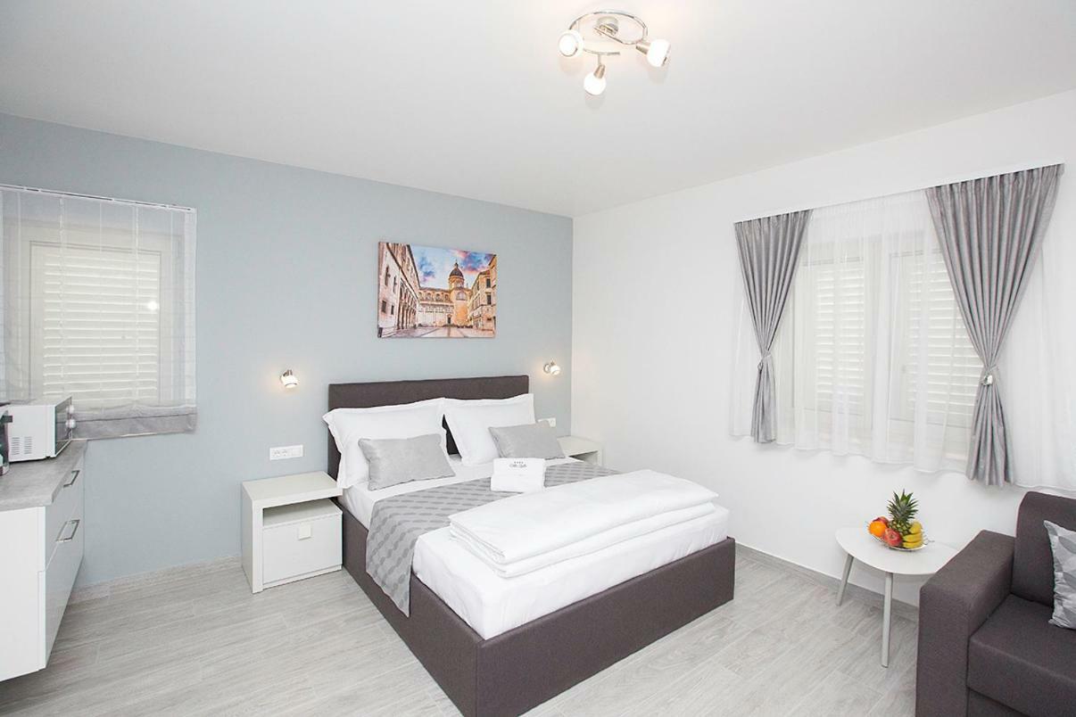 Villa Apartments Art تروغير المظهر الخارجي الصورة
