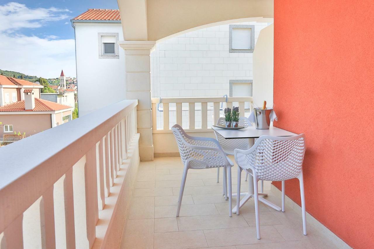 Villa Apartments Art تروغير المظهر الخارجي الصورة