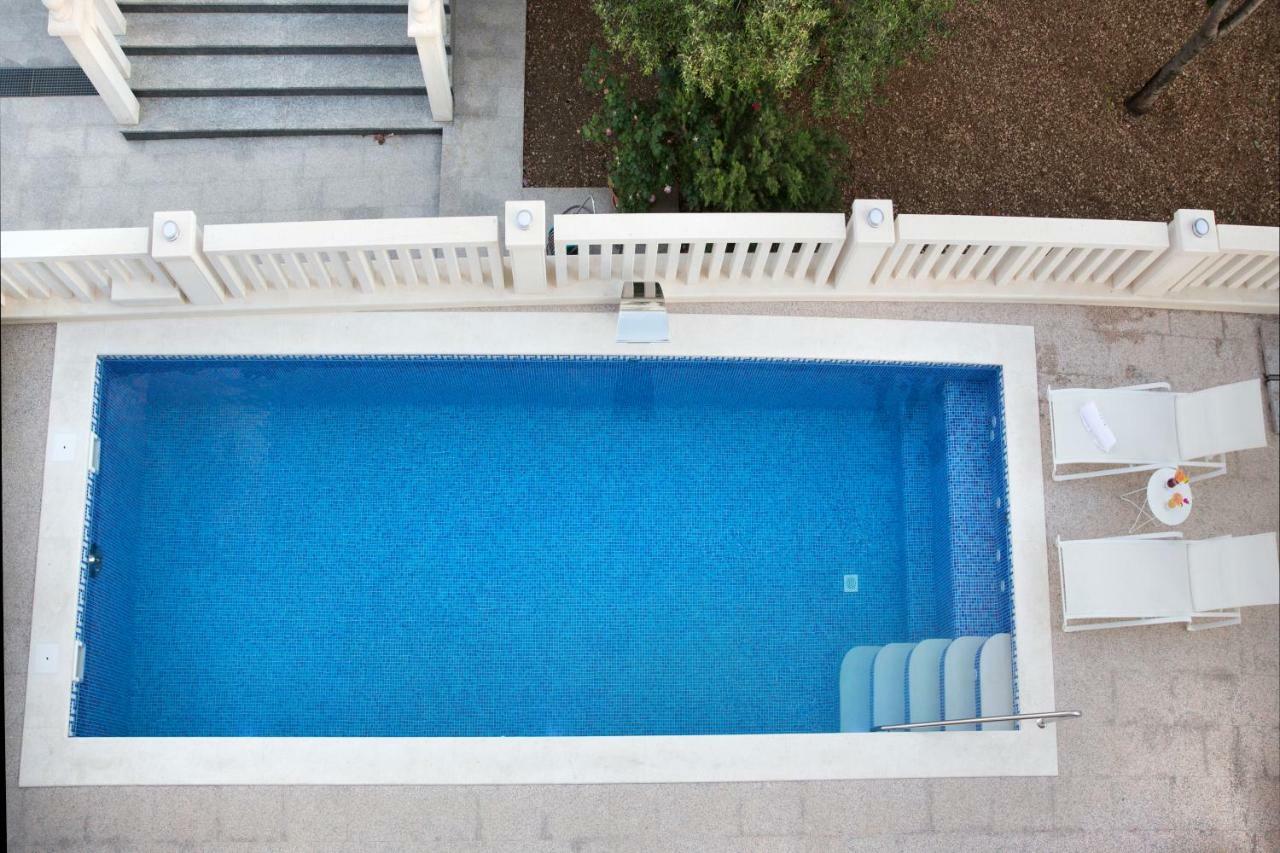 Villa Apartments Art تروغير المظهر الخارجي الصورة
