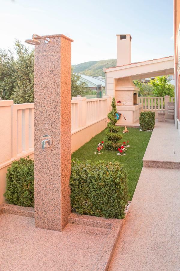 Villa Apartments Art تروغير المظهر الخارجي الصورة
