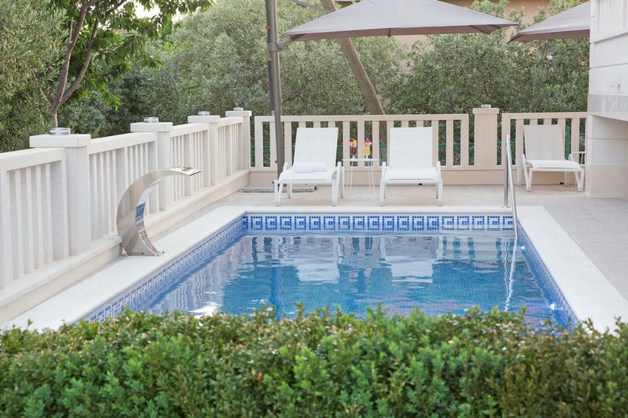 Villa Apartments Art تروغير المظهر الخارجي الصورة