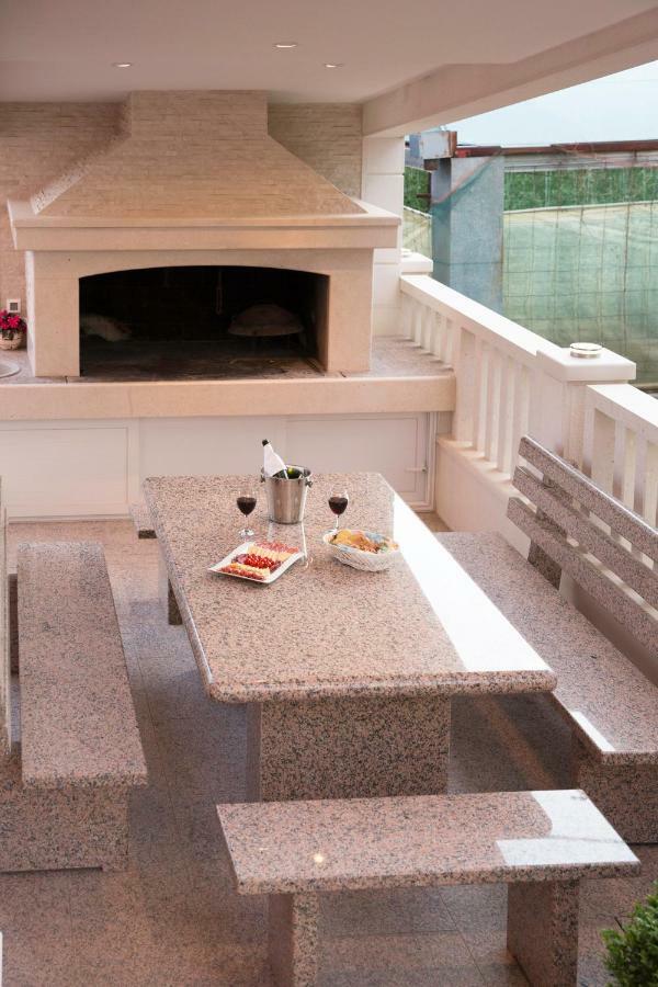 Villa Apartments Art تروغير المظهر الخارجي الصورة